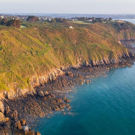 Maison De Vacances A Pordic - Proche De La Mer Luaran gambar